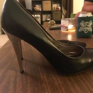 Black Pumps with Silver Heel